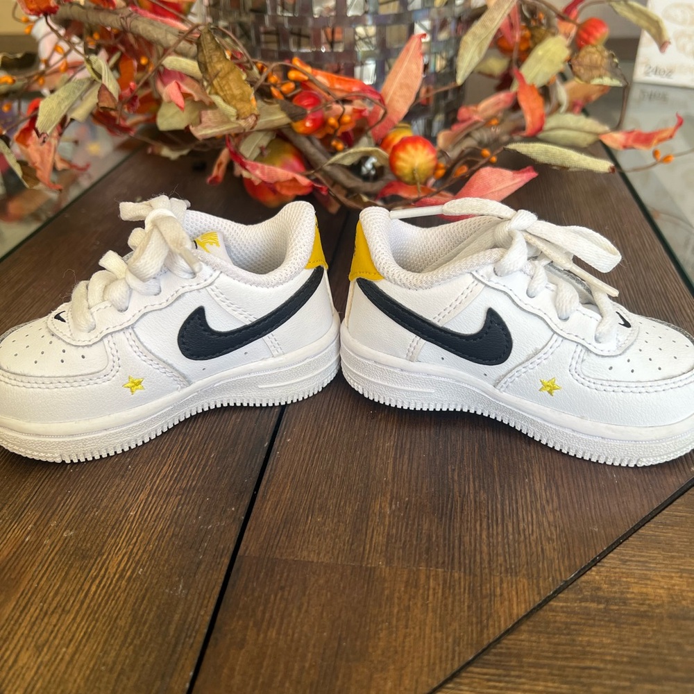 Toddler Nike Air Force 1 LV8 “Have a Nike Day” Shoes - Picture 5 of 9